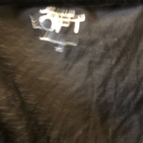 🌹 Ann Taylor LOFT black tank w frayed fringe look - Picture 4 of 4